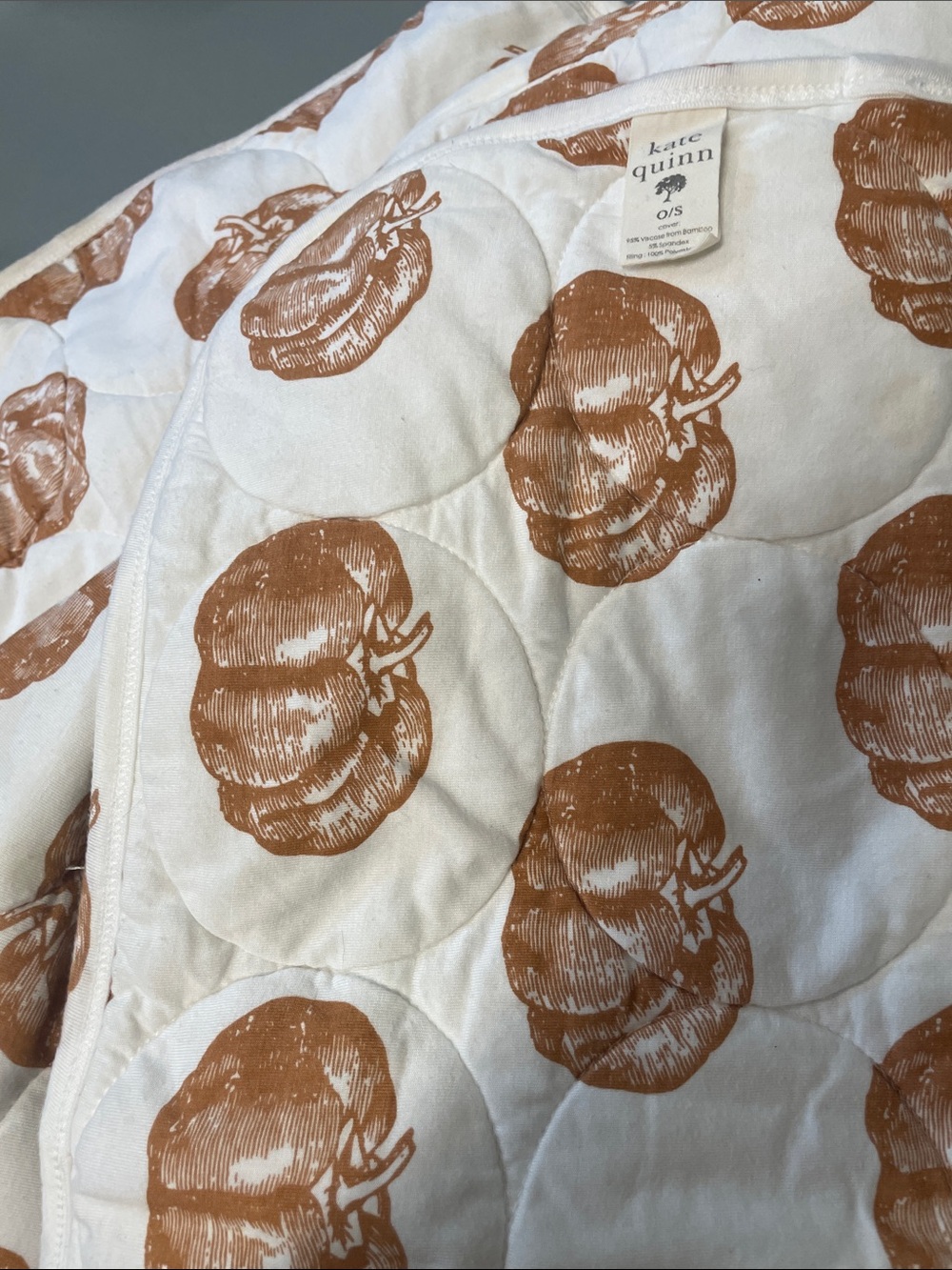 KATE QUINN Heirloom Pumpkin quilted organic cotton luxury baby blanket - Picture 3 of 3